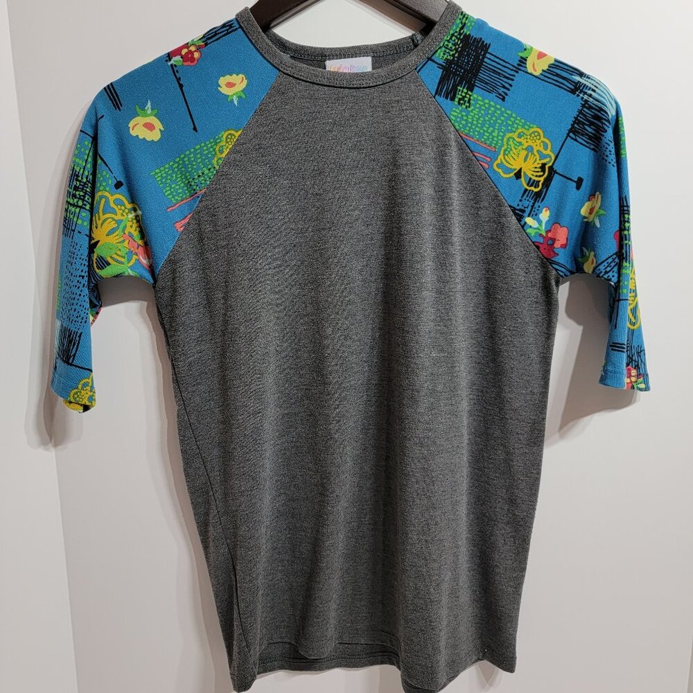 LuLaRoe Girl's Raglan 3/4 Sleeve Shirt Size 10
